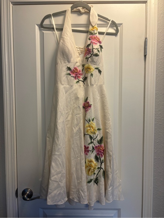 Sue Wong Dresses & Skirts - Sue Wong Cream Satin Halter Dress with Lace-Up Back and Floral Appliqué Size 10